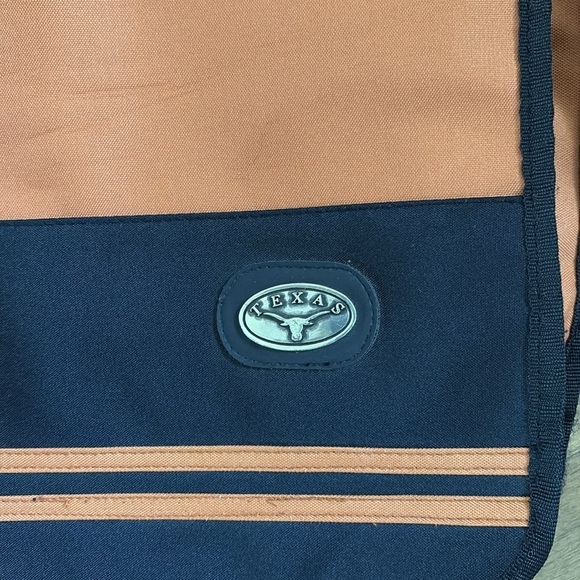 NWOT UT Longhorns Large Messenger Bag Book Bag Orange Black - Picture 2 of 11